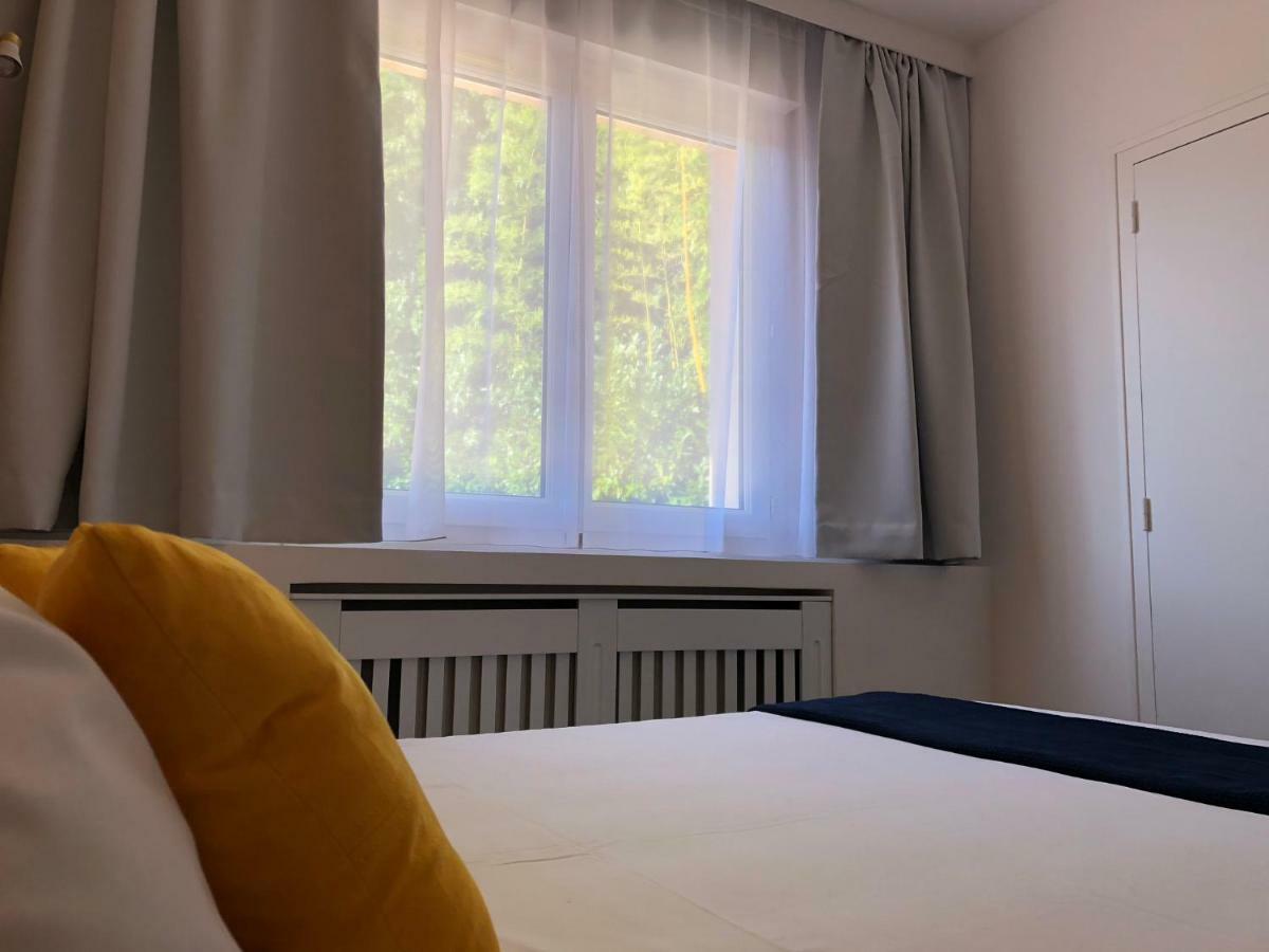 Hotel Du Lac D'Arjuzanx Экстерьер фото